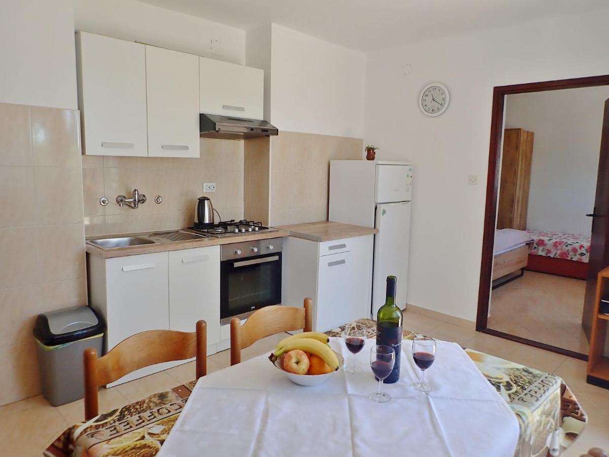 Apartmani Ivica & Boja Starigrad Paklenica Ngoại thất bức ảnh